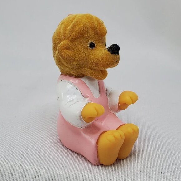 Vintage Berenstain Bears 1989 Sissy Bear Pink Overalls 2.5” Plastic Figure Fuzzy - Picture 8 of 10